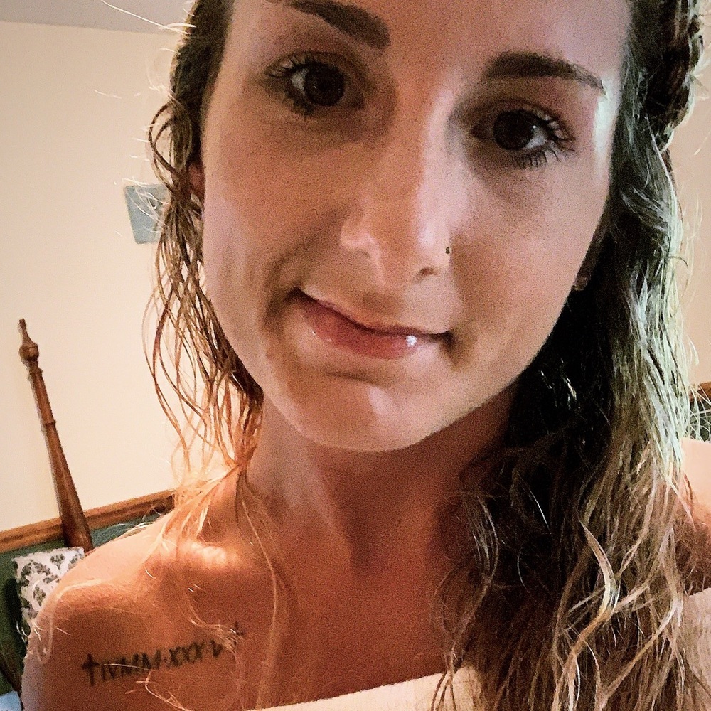 Meet your Posher, Chrissy